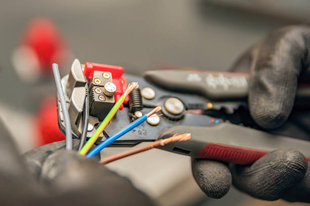Best Electrical Installation Contractor  in Huachuca City, AZ